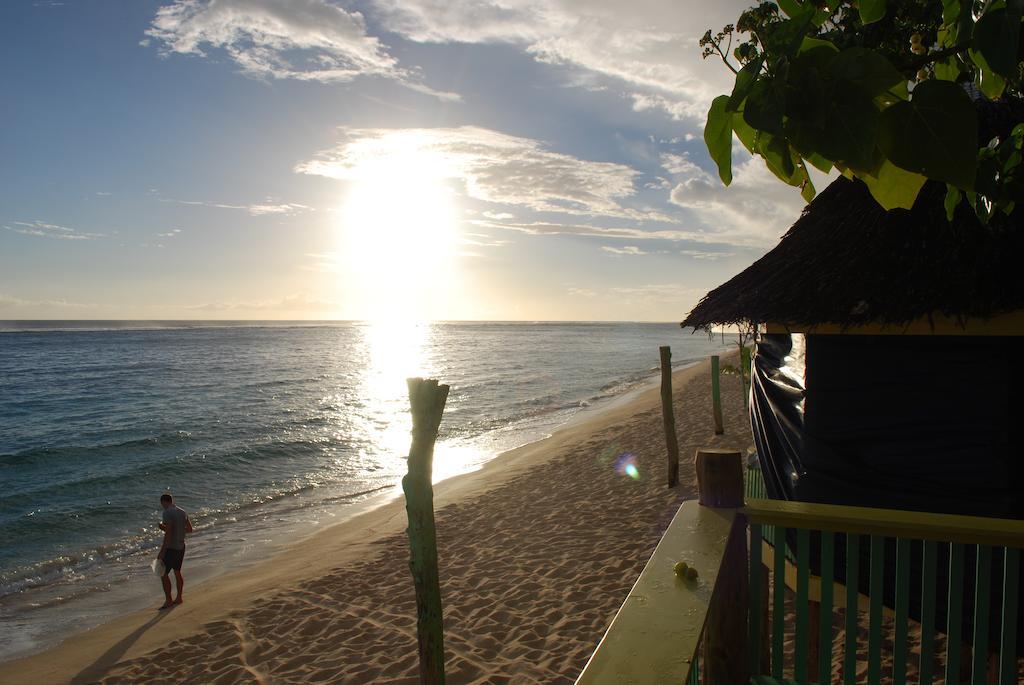 Taufua Beach Fales Lalomanu Luaran gambar